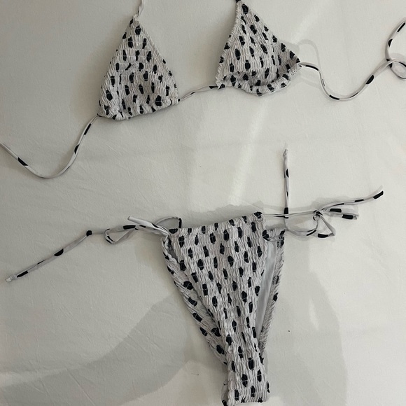 white + navy polka dot bikini - Picture 2 of 2
